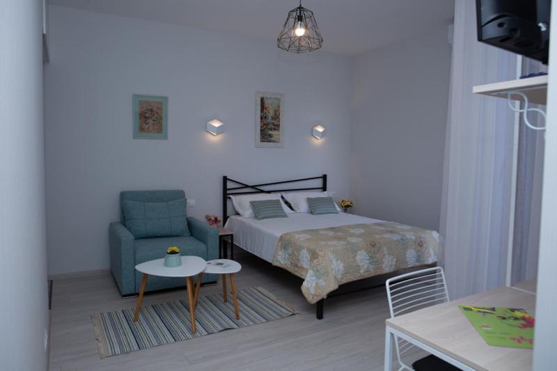 Naike Aparthotel Τυφλίδα Εξωτερικό φωτογραφία